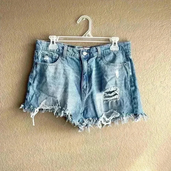Celebrity Pink Women Shorts Size 11/30 Blue Denim Cut Off Distressed DaisyDukes - Picture 1 of 7